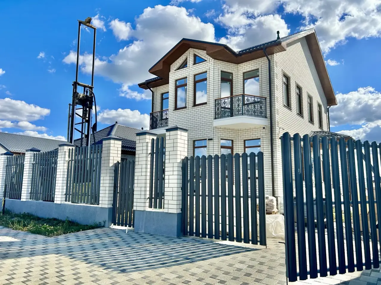 Август 2026